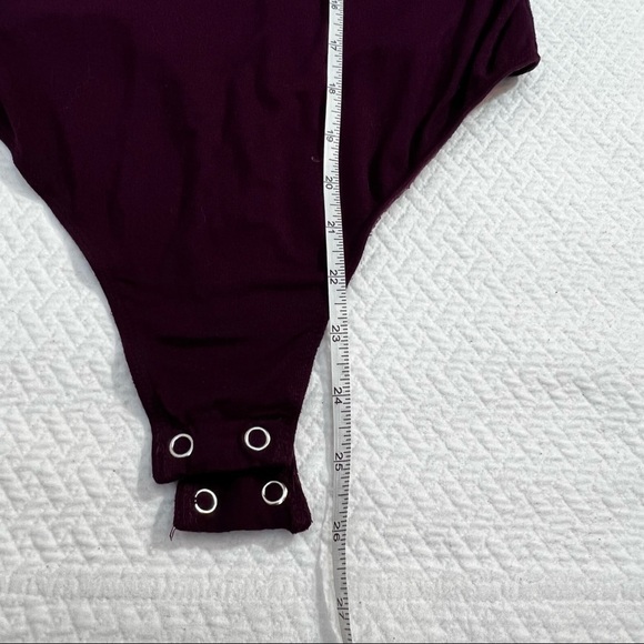 california Moonrise Burgundy Bodysuit Criss-cross Neckline Size S - Picture 8 of 8